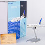 ng-models-05011-boeing-737-700-united-airlines-n16703-x0d-208546_7