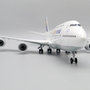 jc-wings-ew2748005-boeing-747-8-lufthansa-5-starhansa-d-abym-xcf-197854_4