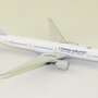 phoenix-models-04340-boeing-777-300er-china-airlines-b-18053-x6e-172101_1