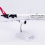 jc-wings-xx20704-boeing-777-300er-turkish-airlines-batman-v-superman-tc-jjn-xdf-220513_6