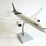 hogan-hg12158gr-boeing-787-10-dreamliner-thai-xbb-204909_2