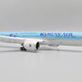 jc-wings-ew2789011a-boeing-787-9-dreamliner-korean-air-beyond-50-years-of-excellence-hl8082-flaps-down-mind-small-paint-issue-and-one-antenna-missing-xbe-200022_9