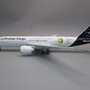 j-fox-models-jf-777-2-004-boeing-777f-lufthansa-cargo-sustainable-aviation-fuel-d-alfg-x9e-200641_1