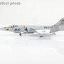 hobbymaster-ha1072-f104g-starfighter--434764-17773-capt-s-l-hu-3rd-tfw-8th-tfs-rocaf--1967-x3e-189463_2