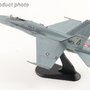 hobbymaster-ha3590-fa-18c-hornet-us-navy-vfa-15-retro-tac-demo-jet-164718-vfa-106-gladiators-march-2017-xa4-211592_3