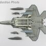 hobbymaster-ha2811c-f22-raptor-usaf-91-001-spirit-of-america-raptor-01-underwing-weapons-2-x-agm-158--8-x-aim-120-2-x-fuel-tanks-x93-200311_4