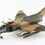 hobbymaster-ha1914b-mcdonnell-douglas-f4d-phantom-ii-64-0935-republic-of-korea-air-force-late-1970s-x28-181022_2