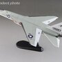 hobbymaster-ha4708-ra5c-vigilante-us-navy-149283-rvah-11-uss-forrestal-1967-x09-201962_3
