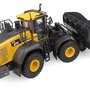 universal-hobbies-150-scale-komatsu-wa475-10-high-dump-bucket-wheel-loader-diecast-replica-uh8171 (3)