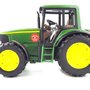 Traktor-john-deere-6920-02050-4