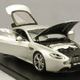 Auto-aston-martin-AA70206-9