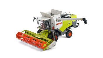 Kombajn EVION 450 so žacou lištou VARIO 620