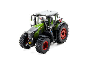  Fendt 832 Vario - Limitovaná edice