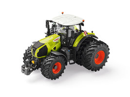 Claas AXION 850 St. V s duálními koly vzadu