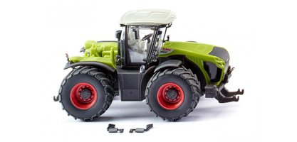 Claas Xerion 4500 wheel drive