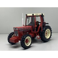 IH 1056 XL Stries