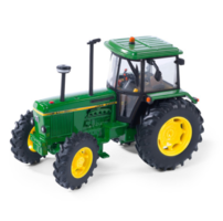 John Deere 3140
