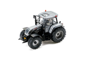 STEYR CVT 6195 šedá čierna limitovaná edícia