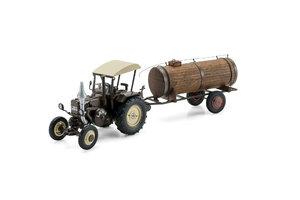 Traktor Lanz Bulldog so strechou a cisterna na hnoj