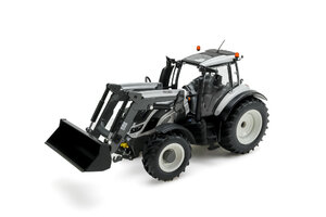 Valtra T174 s predným nakladačom