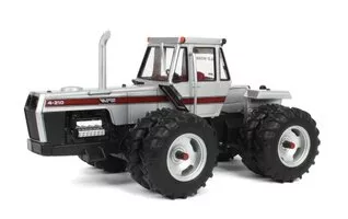 WHITE 4-210 4wd twin "National Farm Toy Museum 2024"
