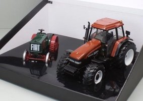 Collector's box of 2 New Holland M160 and Fiat 702 tractors