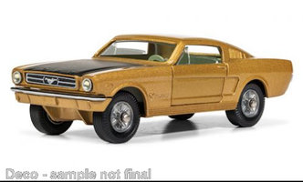 Ford Mustang Fastback, gold/lack