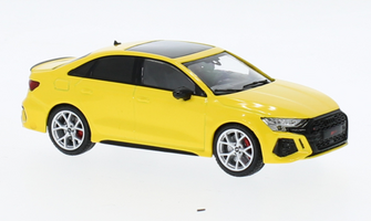 Audi RS3 žltý, 2022