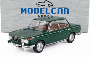BMW 2000 (Typ 121) tmavo zelená 1966