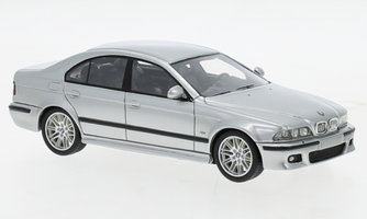 BMW M5 (E39), strieborná, 2002