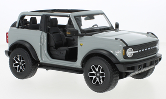 Ford Bronco Badlands, šedá, 2021