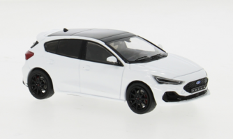 Ford Focus ST, biela, 2022
