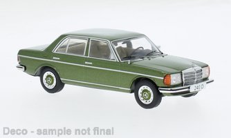Mercedes 240D W123 green 1976