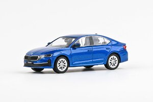 Škoda Octavia IV FL (2024) modrá Race Metalíza
