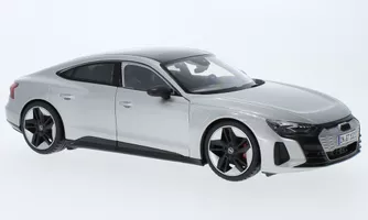 Audi RS e-tron GT, strieborná, 2022