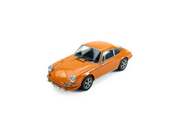 Porsche 911 S oranžová