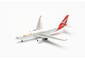  Airbus A330-200 Qantas "Pride is in the Air"