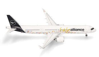 Airbus A321neo Lufthansa "Help Alliance"