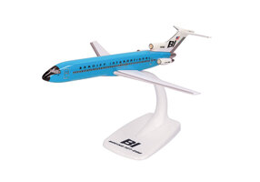 Boeing 727-200 Braniff International "Solid New Dark Blue"