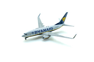 Boeing 737-73S (WL) Ryanair 