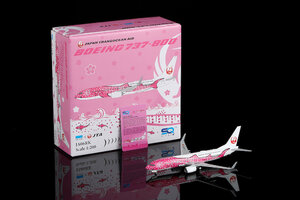 Boeing 737-800 Japan Transocean Air "Sakura Jimbei"