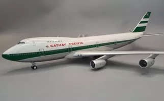 Boeing 747-200 Cathay Pacific Polished