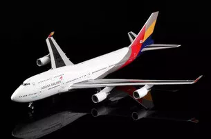 Boeing 747-400 Asiana Airlines