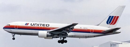 Boeing 767-200 United Airlines "Saul Bass"