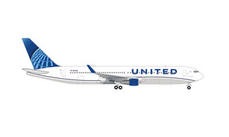 Boeing 767-300 United Airlines 