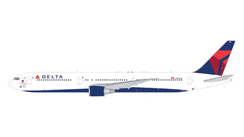 Boeing 767-400ER Delta Air Lines "Vince Dooley" N842MH