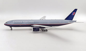 Boeing 777-200 United Airlines "Battleship"