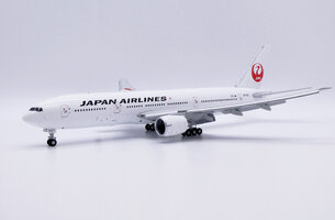 Boeing 777-200ER JAL Japan Airlines "Flaps Down"