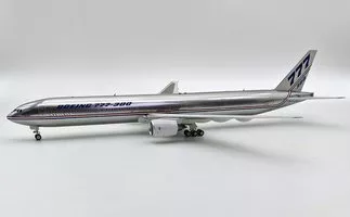 Boeing 777-367 Boeing House Colors, Poliert