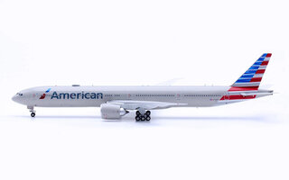 Boeing 777-300ER American Airlines